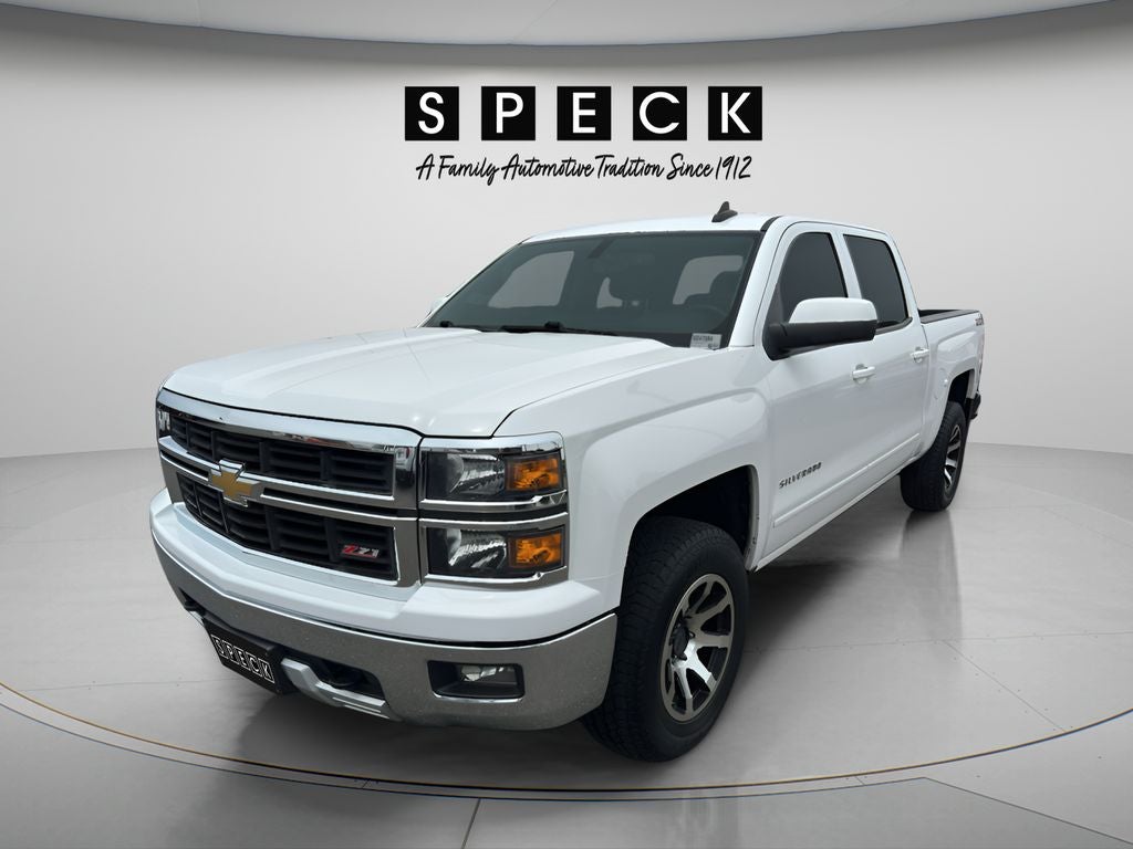 2015 Chevrolet Silverado 1500 LT in White — front three-quarter view