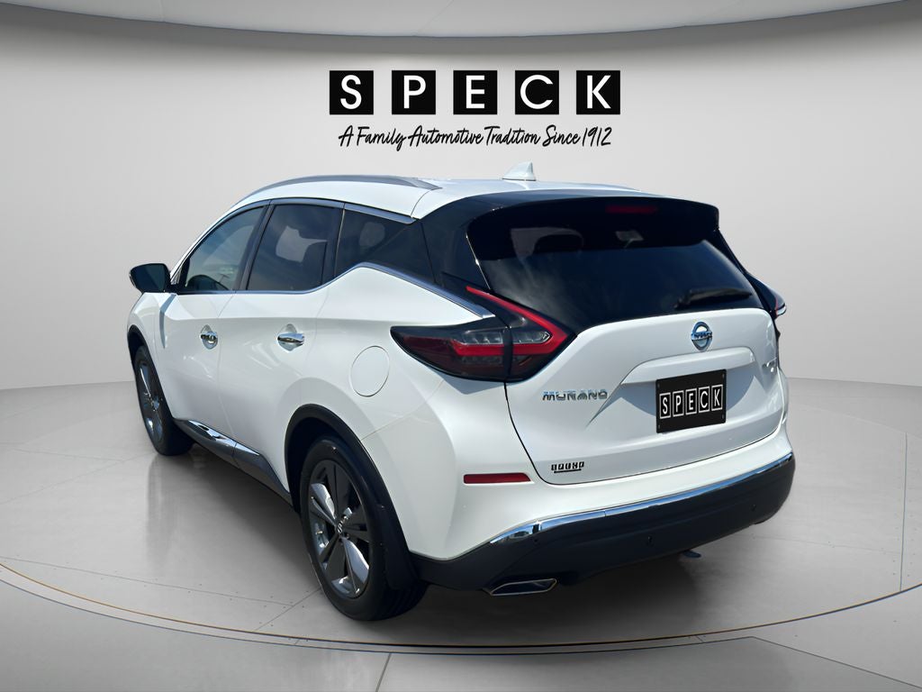 2019 Nissan Murano — rear three-quarter view