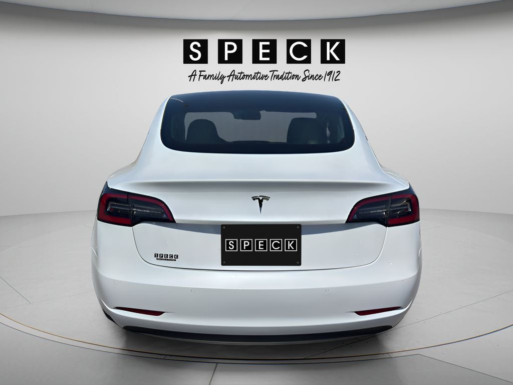 2021 Tesla Model 3 — interior view
